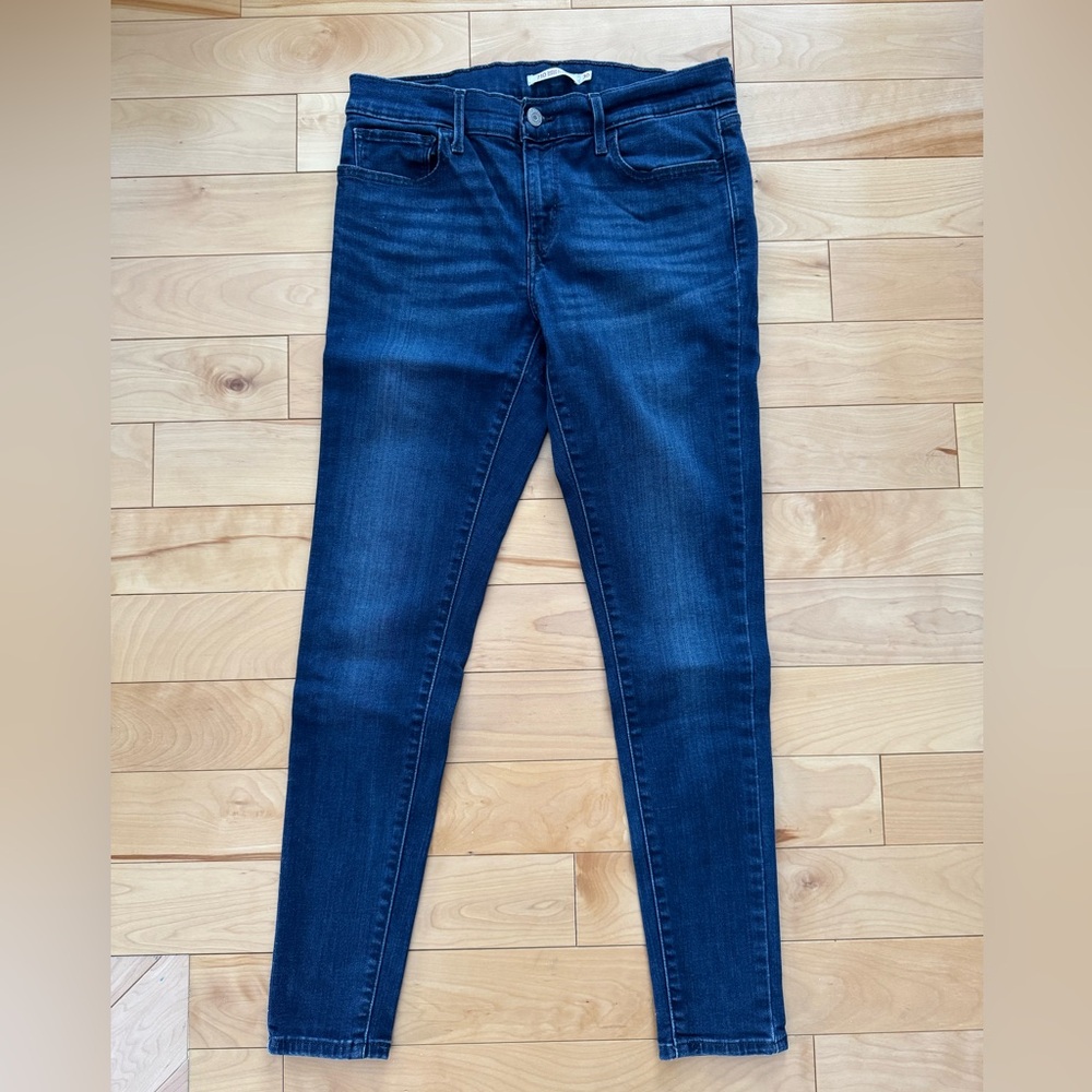 Levi’s jeans 710